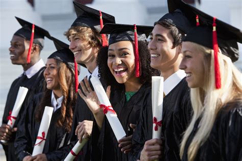 Students & graduates .